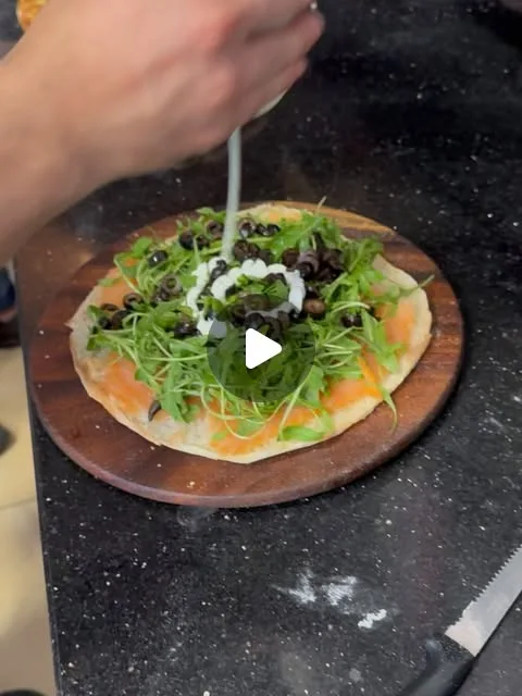 Pizza con rucola e olive - Imperator II Milano